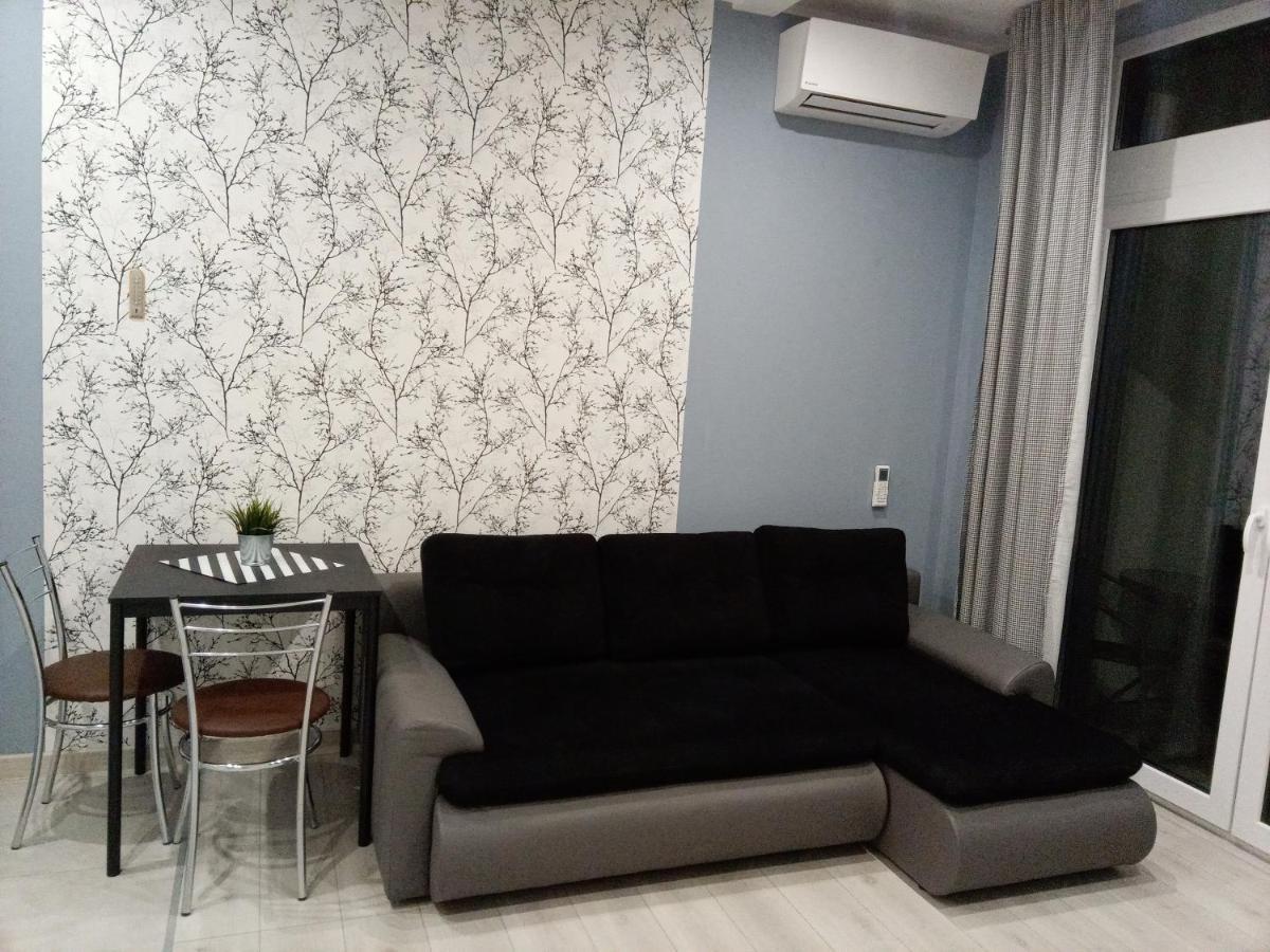 Roza- Lotnisko Appartement Wrocław Buitenkant foto