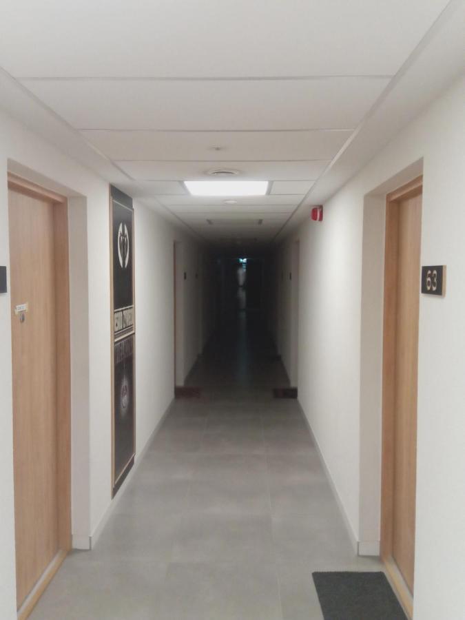 Roza- Lotnisko Appartement Wrocław Buitenkant foto